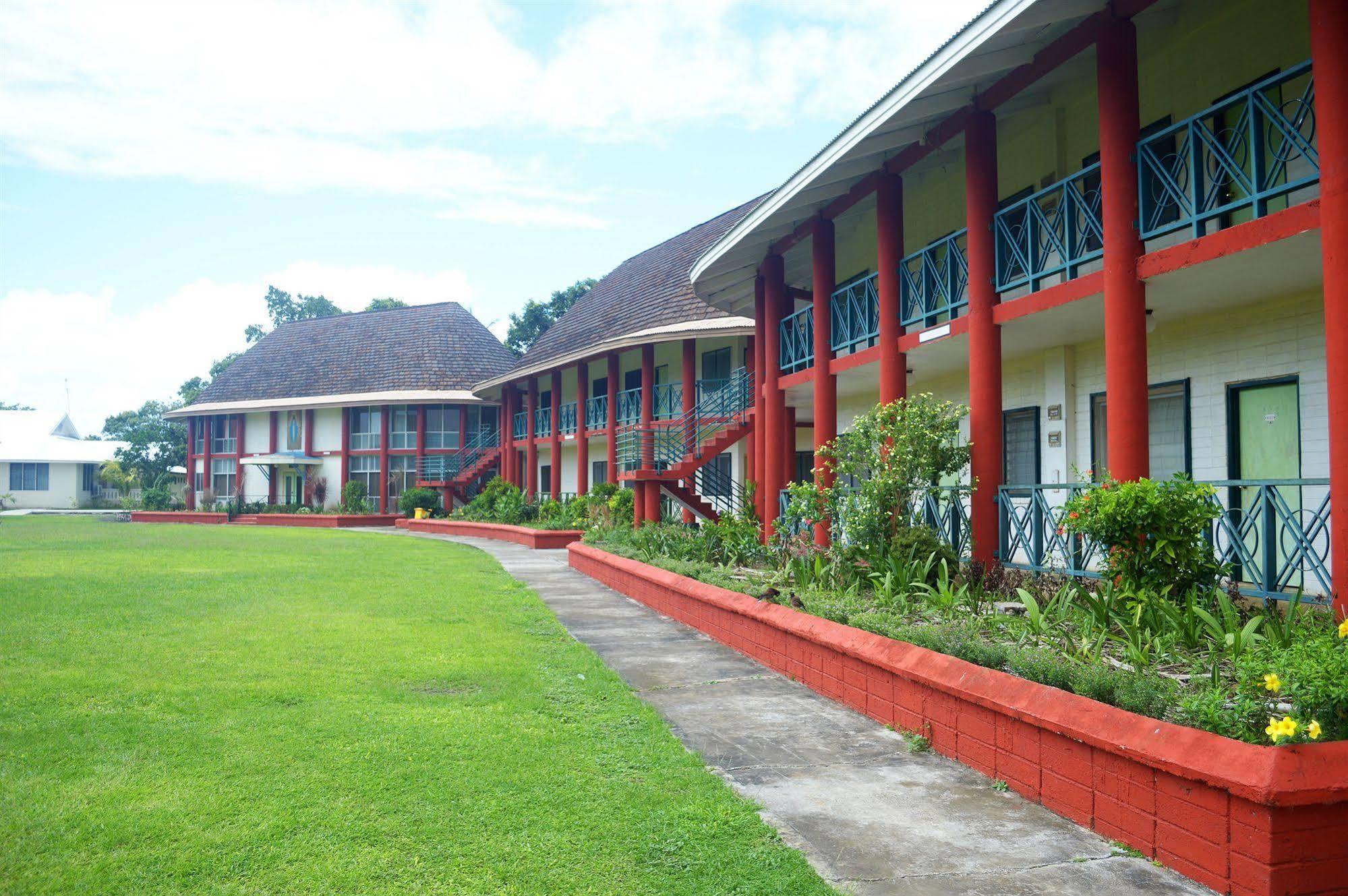 The St Therese Samoa Retreat And Accommodation Tuana'i ภายนอก รูปภาพ